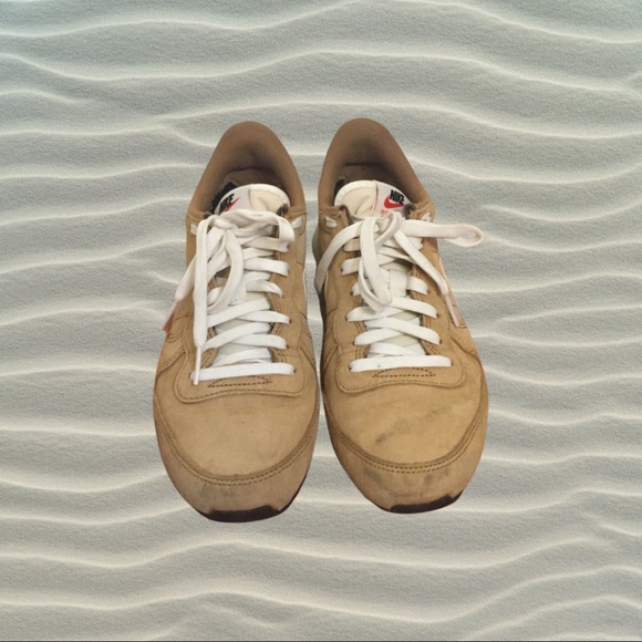 Nike internationalist (M6/W7.5) - SOLD - Picture 2 of 4